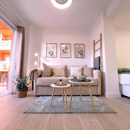 Tropicalidays Puerto Apartment